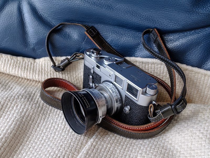 X100Fで撮ったライカM3の写真