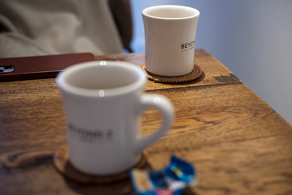 GFX50Rで撮ったBeyond Z Coffeeの写真