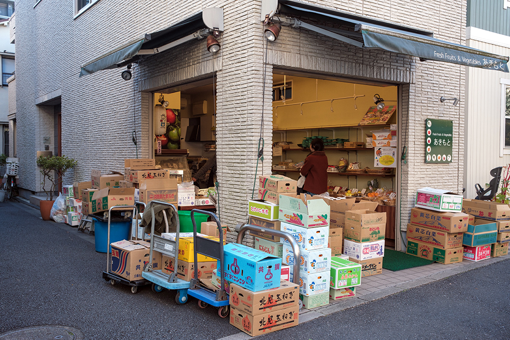 X100VIで撮った八百屋の写真
